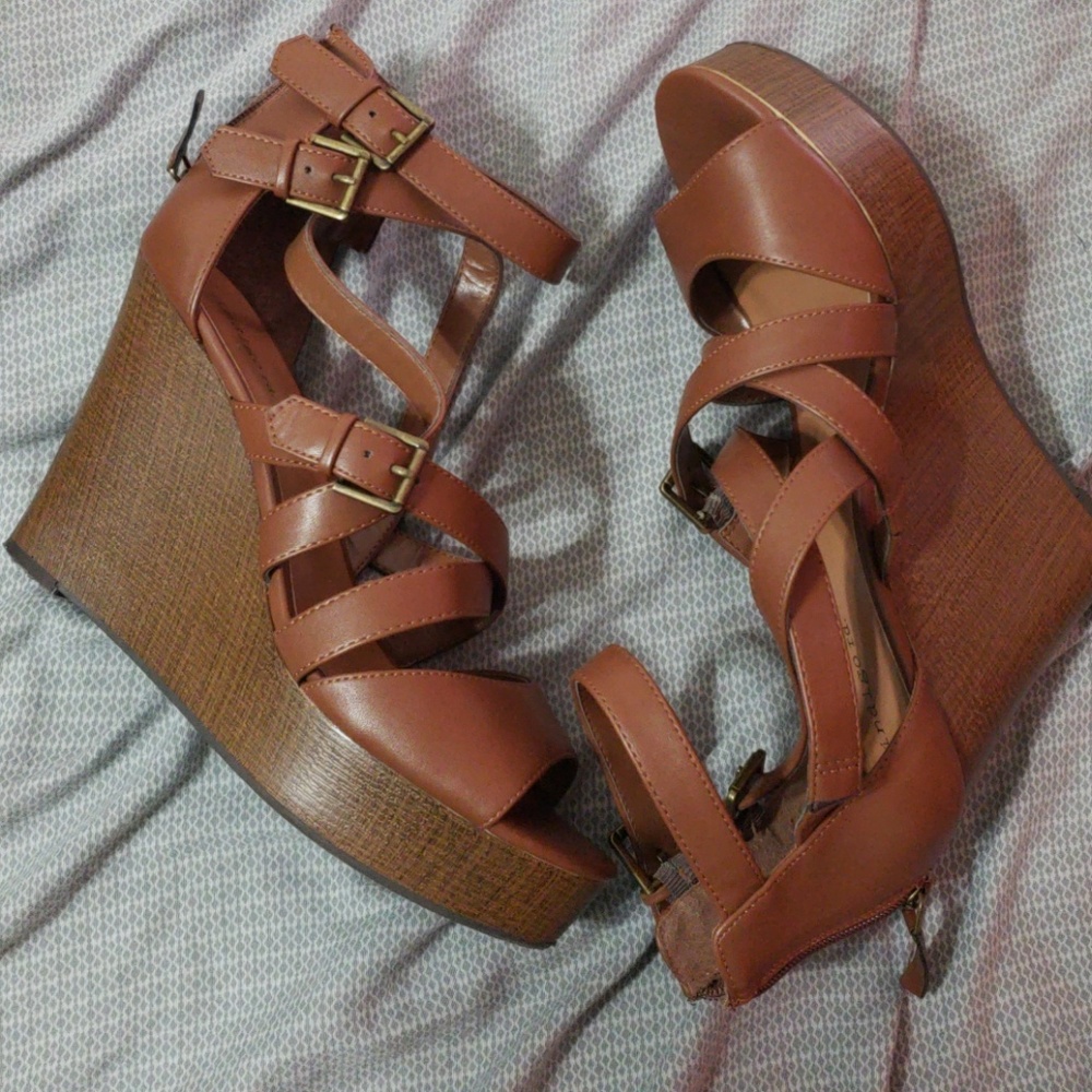 Wedges - Picture 3 of 6